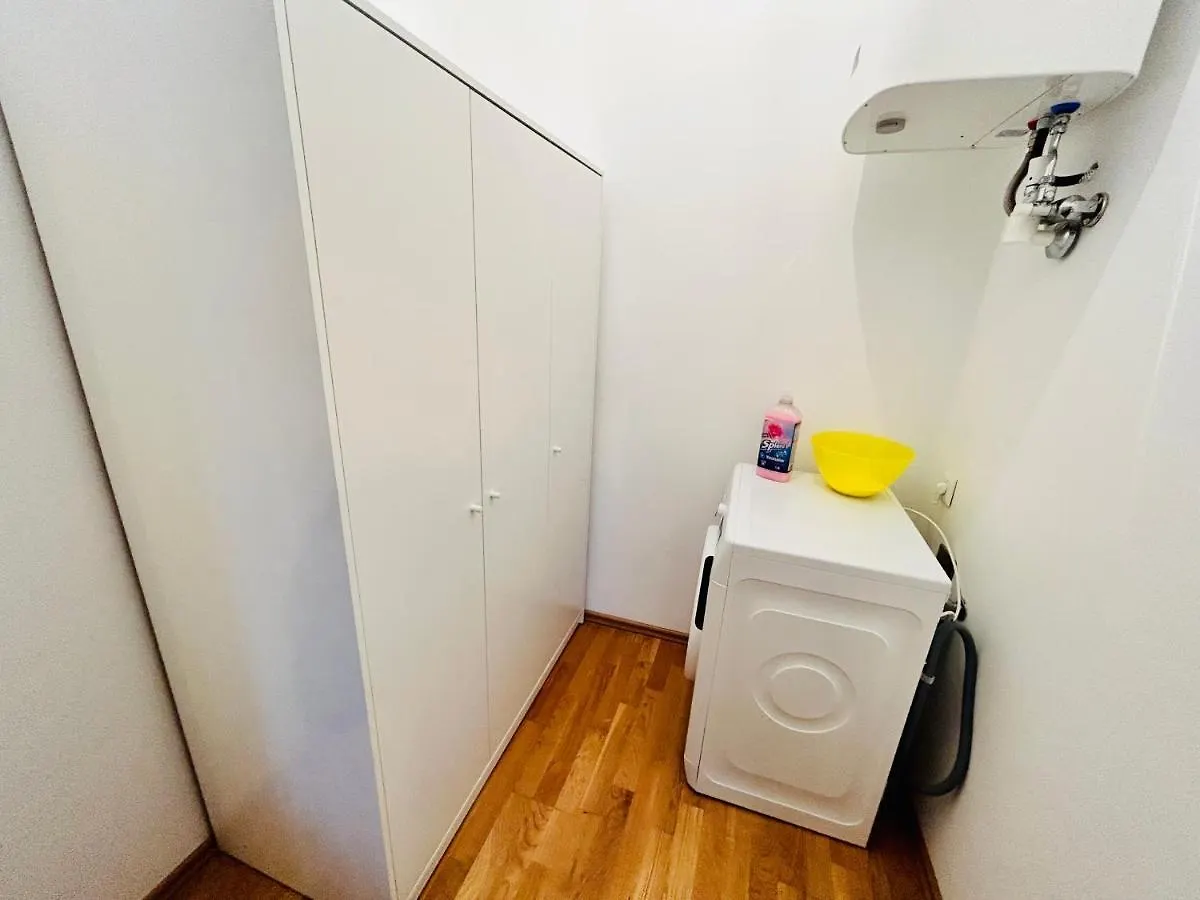 Cosy & Central Apartment Vienna